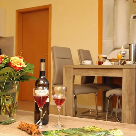 Landart 3* شيلينغ